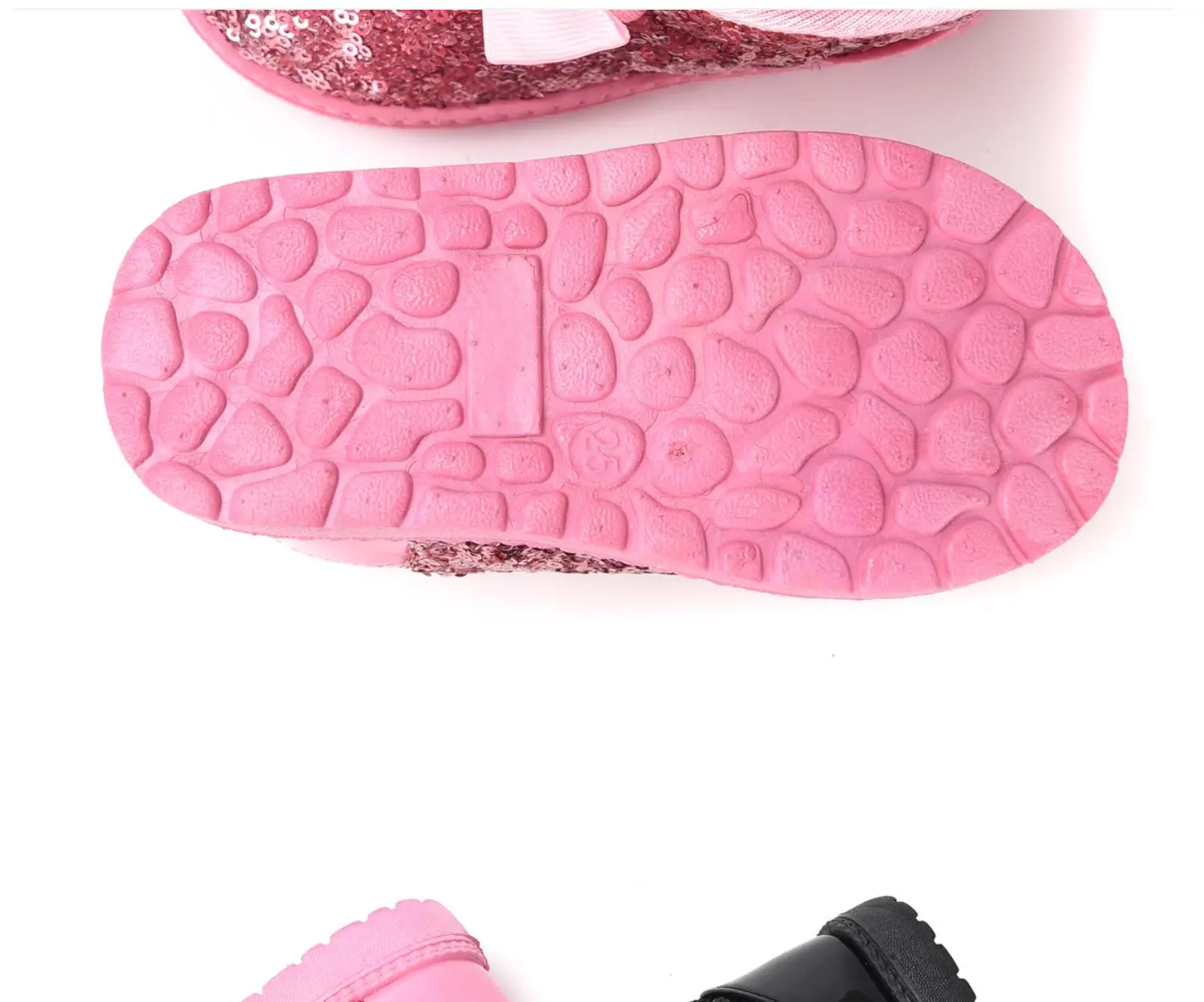 Sanrio hello kitty kuromi winter cotton boots children in the snow girl baby thicken casual shoes plus velvet warm cotton shoes