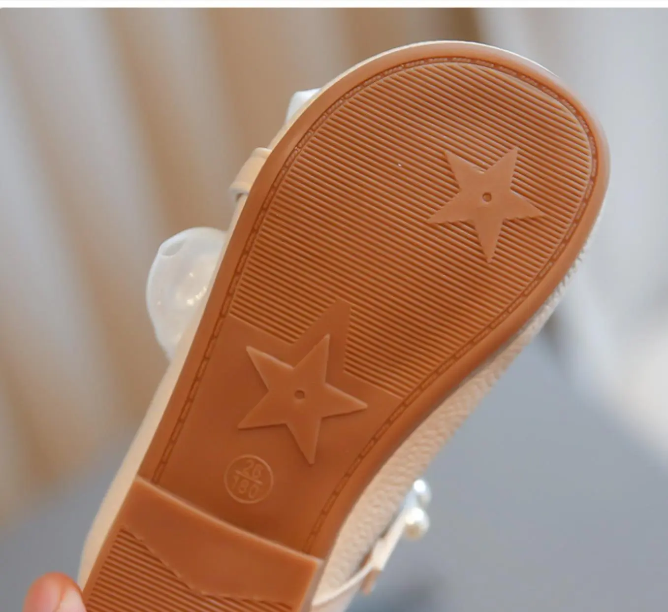 Sanrio hello kitty girls Leather shoes spring and autumn new white pearl girls baby sandals children show princess shoes