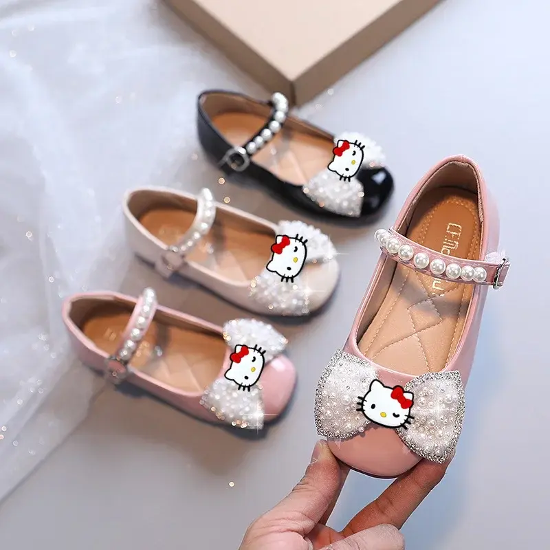 Sanrio hello kitty girls sandals flat shallow princess shoes spring and summer new soft soles pearl bow performance dance shoes