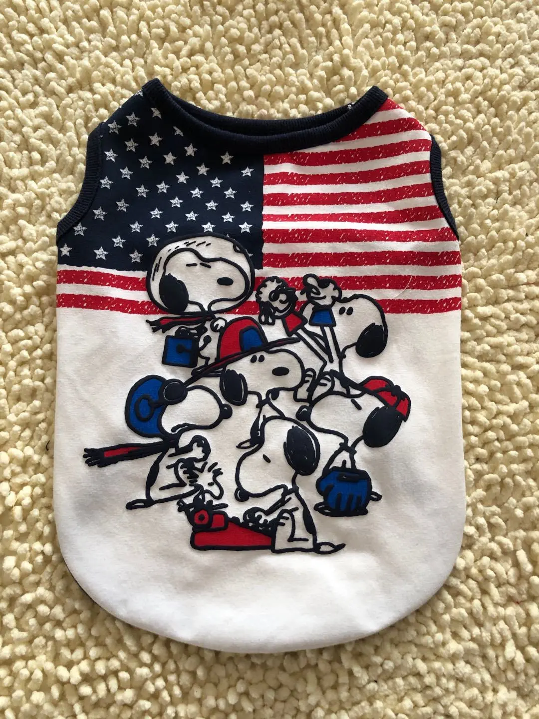 Snoopy new cartoon cute New Pet Clothes Dog Home Clothes Pet Vest coat Pet Dog Outerwear