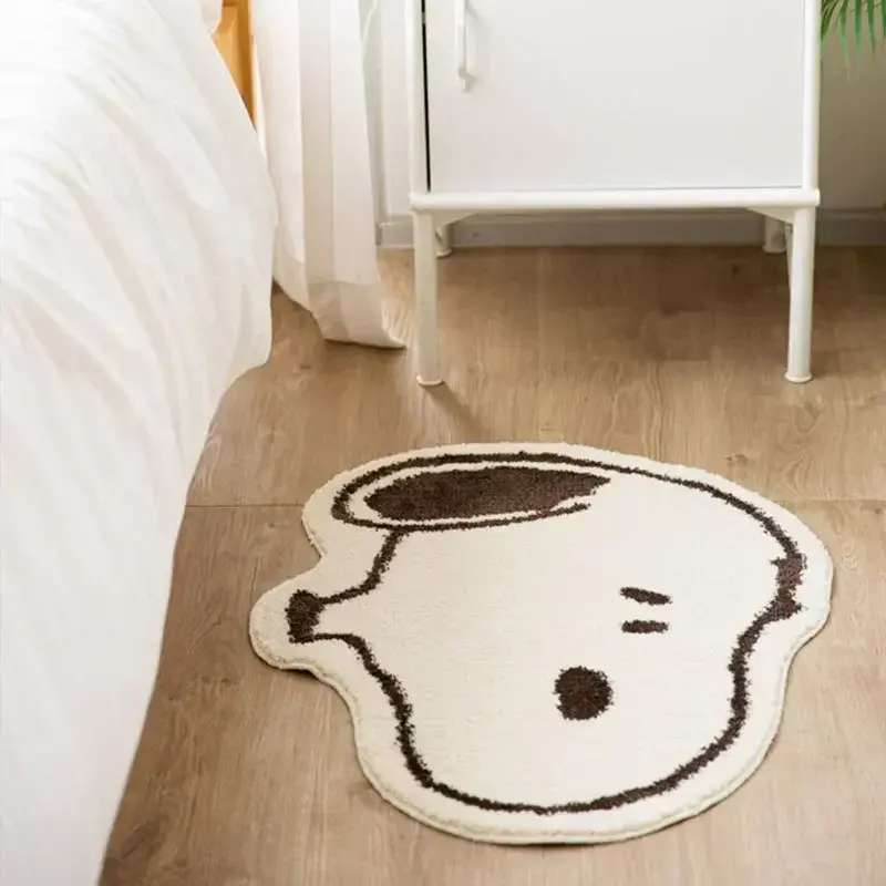 Lamb velvet carpet Snoopy cartoon non-slip home door mat bathroom floor mat living room bedroom study room mini rug  53x66cm