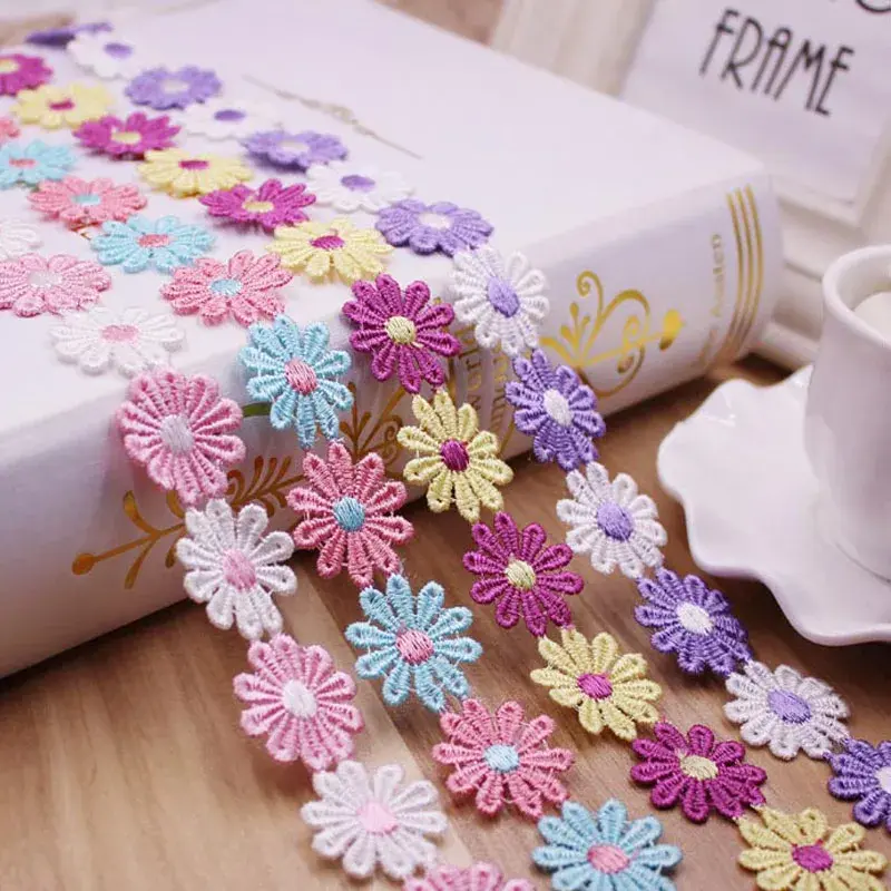 1yard 25mm Colorful Daisy Flower Lace Trim for Knitting Wedding Embroidered Ribbon DIY Handmade Patchwork Sewing Supplies Crafts
