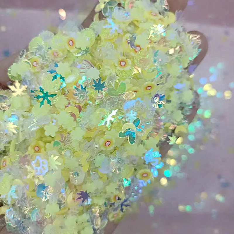 Luminous Nail Neon Glitter Sequin Mixed Star Heart Flower Gillter Sequin Fluorescent Flake Glow In The Nail Art Manicure Decor