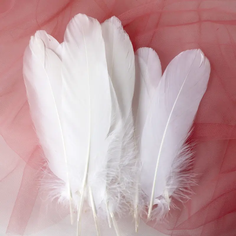 50pcs Party Crafts Feathers Wedding Decor Plume Natural White Goose Feather Plumes Jewelry Making DIY Home Accessories 15-20cm