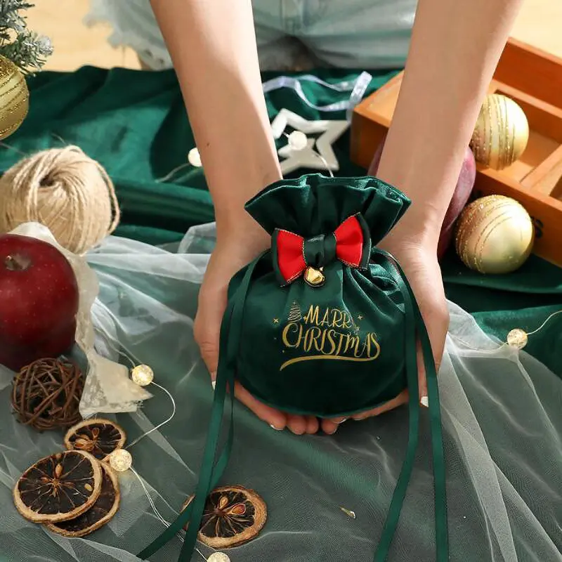 1 Pcs Red Green New Christmas Apple Bag Velvet Drawstring Bag Christmas Eve Fruit Gift Storage Bag 12*15CM