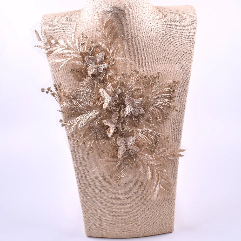 1 Pcs Multi-Color Embroidery Decal Lace Fabric Accessories DIY Wedding Dress Clothing Decoration 32 * 19CM