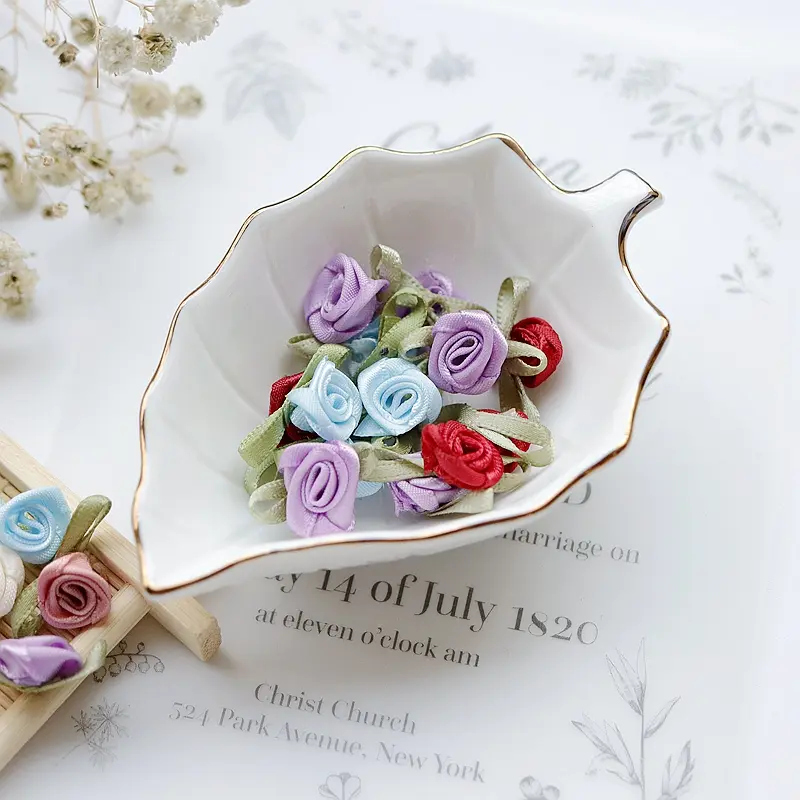 100Pcs Rose Flowers Embroidery Patch Make Satin Appliques For Dress Wedding Decor Headwear Bags Accessories Iron On Patch Craft
