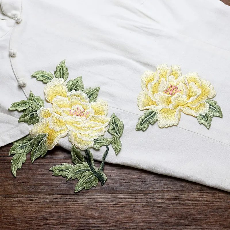 1 Pair Flowers Embroidery Appliques Clothes Patch DIY Sewing Clothing Decoration Repair