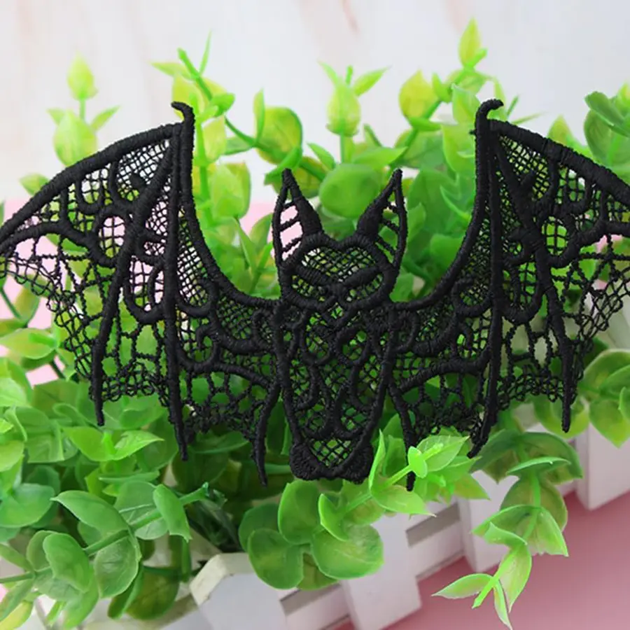 1Pc Black and White Halloween Horror Embroidery Bat Patch DIY Clothing Repair 15*8CM