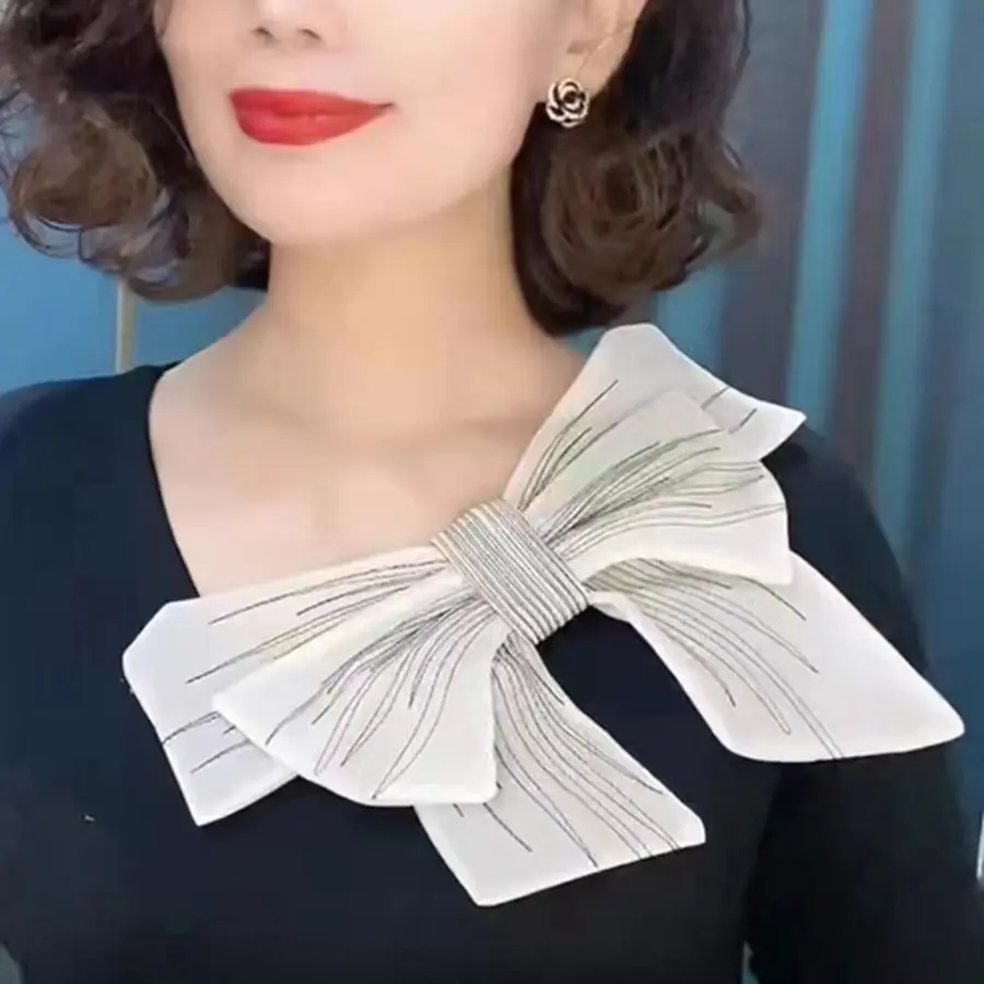 Big Chiffon Bow Brooch Pins Fashion Clothing Party Decoration Handmade Brooch Anti Glare Collar Clothes Accessories 24CM X 27CM
