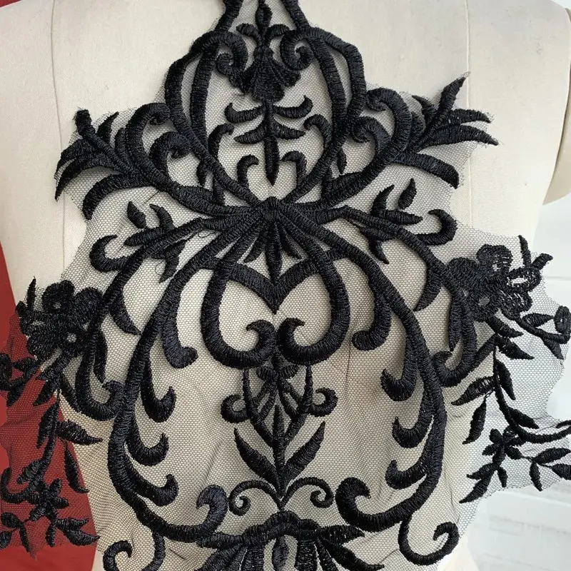 1 Piece of Black And White Embroidered Lace Fabric DIY Clothing Accessory Decorative Patch 57.5 * 31.5CM