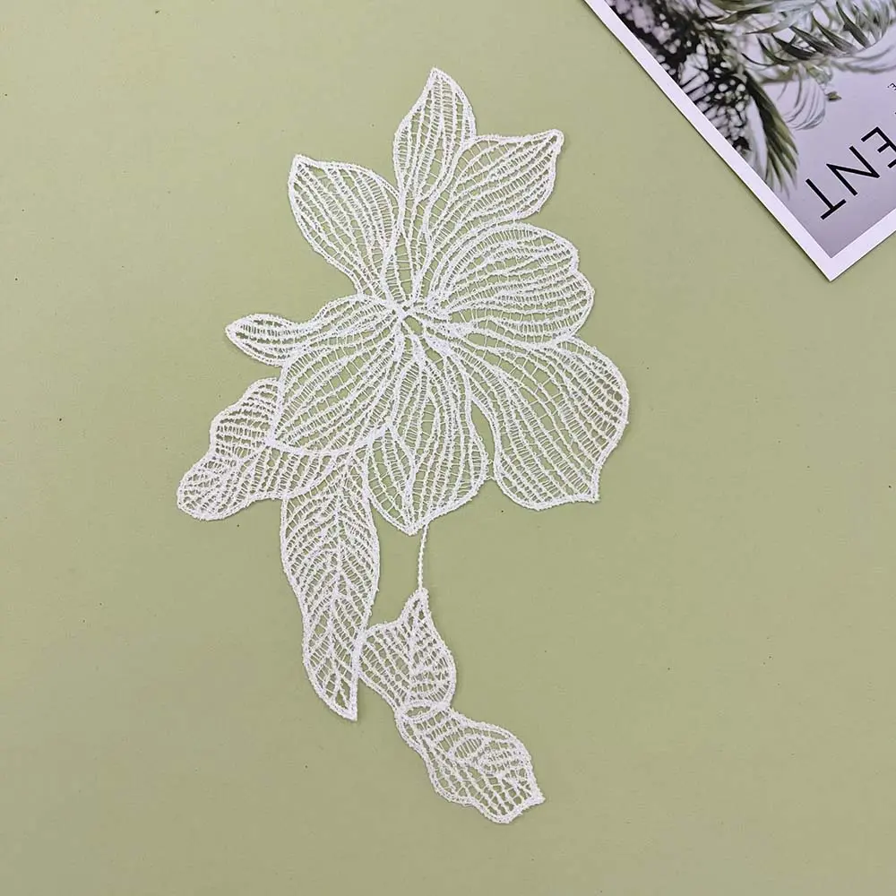 5Pcs White Flower Patches DIY Craft Sewing Sew-On Wedding Dress Women's Party Clothes Decoration