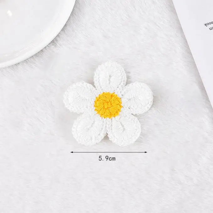 10 Pcs White Beauty Daisy Flower Embroidery Patches For DIY Clothing Sew-on Stickers  Applique For Garment Accessories