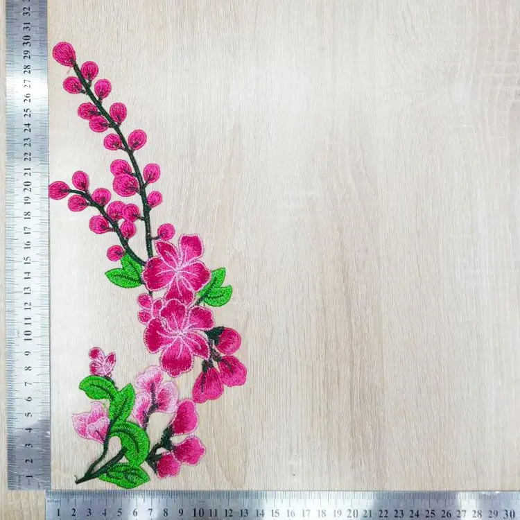1 PC Embroidery Rose Flower Sew On Patch Dress Hat Bag Jeans Applique Crafts Clothing