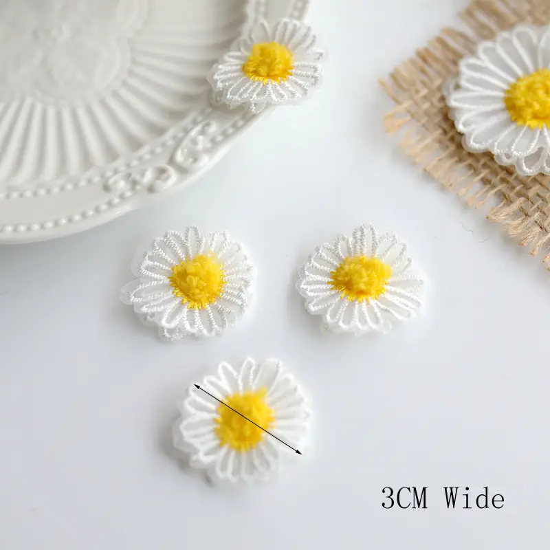 5Pcs White Little Daisy Patches For Clothing Embroidery Double Layer Applique Sewing Craft