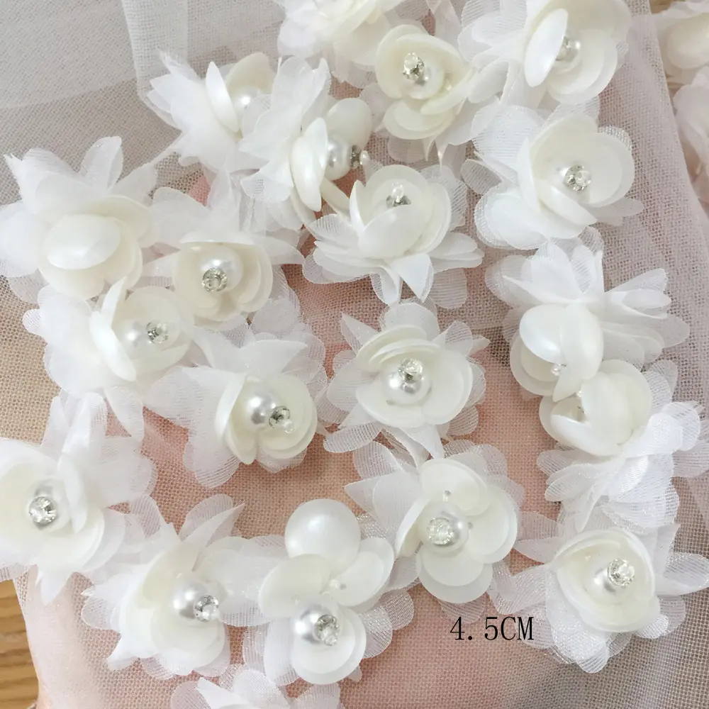 5Pcs White Embroidered Flowers Applique Sew Patch Repair For Wedding DIY Crafts