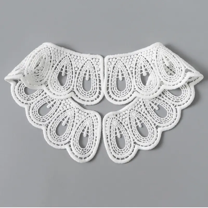 1 Pair Of Black And White Lace Stitching Decal Collar Fake Collar Decal DIY Craft Fabric Sewing Accessories Patch