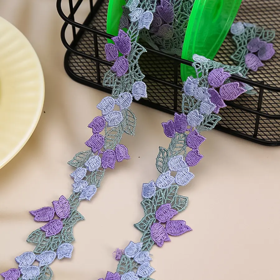 1 Yard Flowers Embroidery Water Soluble Lace Ribbon Applique Dress Headveil DIY Sewing Supplies 4CM Wide