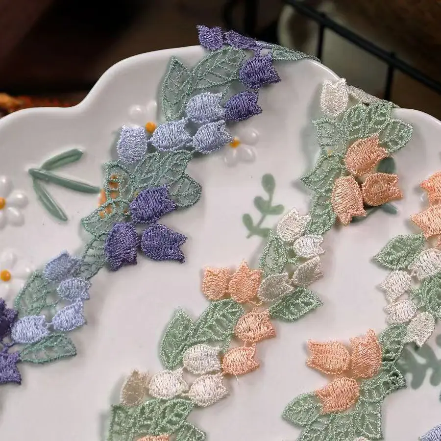 1 Yard Flowers Embroidery Water Soluble Lace Ribbon Applique Dress Headveil DIY Sewing Supplies 4CM Wide