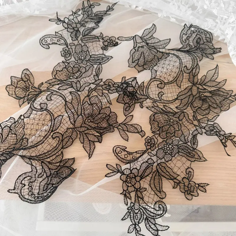 1 Pair White Black Embroidery Flower Patches Fabric For Party Dress Wedding Accessories Handmade Sewing Patch Applique Crafts