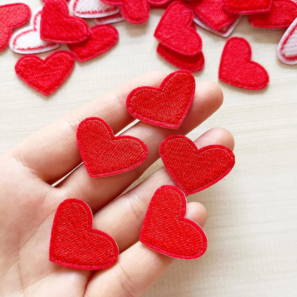 20Pcs Red Heart Embroidery Patch For Clothes Bags Hats Decoration Ironing Patches Repair Stickers Handmade Applique Exquisite  ﻿