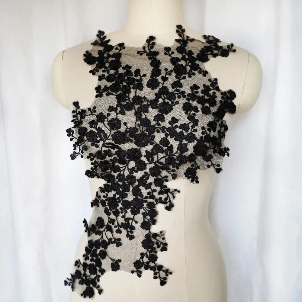 1 Pcs Black White Embroidery Clover Flower Patch DIY Wedding Dress Patch And Accessory Repair 51*32CM