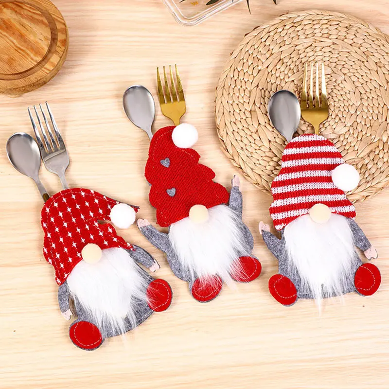 (1pcs)16 * 11cm Christmas Cutlery Decoration Faceless Knife And Fork Cover Santa Claus Felt Table Cover Decorations DIY Handmade