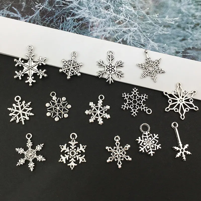 (14 Pcs/pack) Mixed Alloy Snowflake Pendant Christmas Decoration Metal Hollowed Out Snowflake Handmade Gift Label DIY Holiday