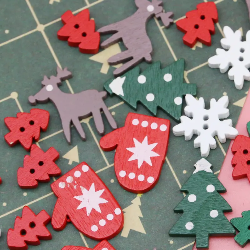 (50 Pcs/pack) 1-3cm Christmas Tree Glove Chip Mixed Decorative Wood Chips Christmas Hanging Decoration Colorful Elk Gift Label