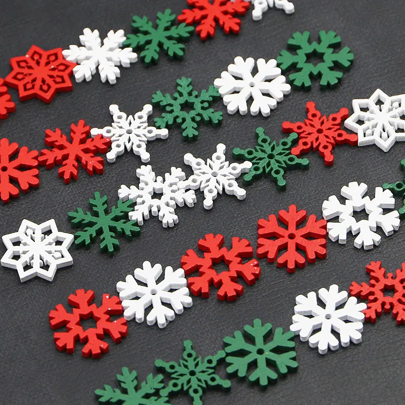 (50pcs/pack) 23mm Wooden Christmas Snowflake Wood Chip Hanging Decoration Colorful Christmas Party Handmade Home Accessories DIY
