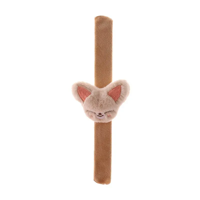 The latest 2025 cartoon bracelet plush toy, the cute skzoo doll, is a couple's small gift Papa circle