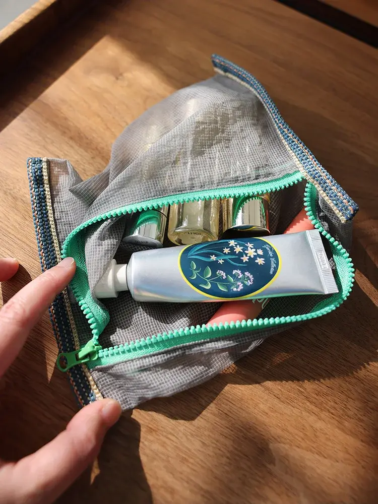 Translucent mesh nylon storage bag ID bag travel ticket data line pen storage portable thin foldable Cosmetic bag Pencil Case
