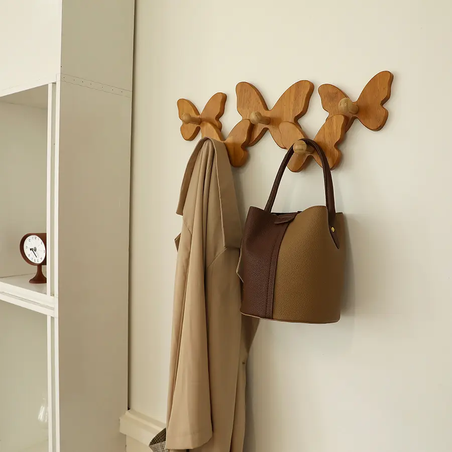 Solid Wood Butterfly Wall Hooks – Nordic Style Entryway Organizer for Coats, Keys & Small Items Storage