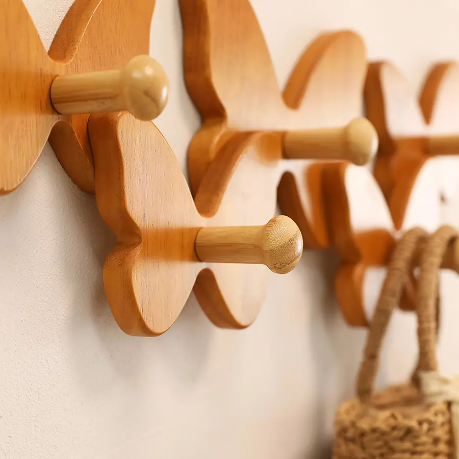 Solid Wood Butterfly Wall Hooks – Nordic Style Entryway Organizer for Coats, Keys & Small Items Storage