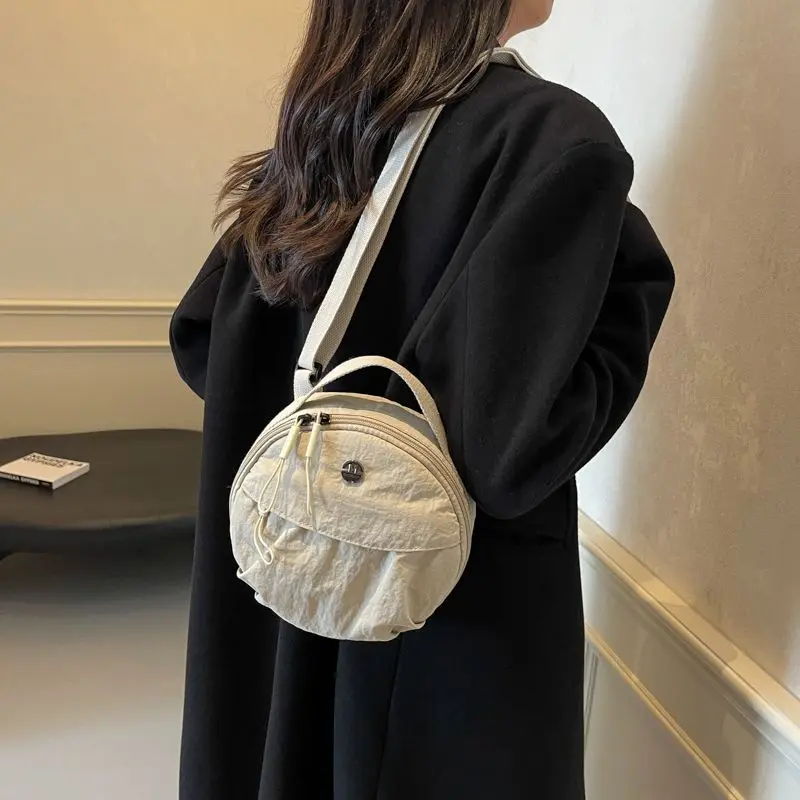 Cute Korean Style Nylon Shoulder Bag Mobile Phone Storage Purse Small Round Bag Handbags Wallet Bags Mini Crossbody Bag Girls