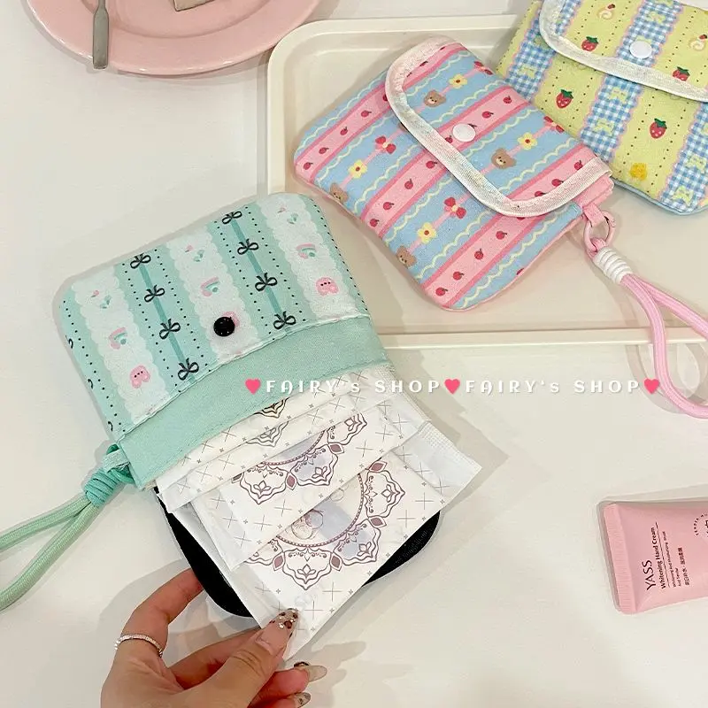 Candy Color Student Girl Make Up Case Sweet Bow Strawberry Photocard Storage Bag Portable Keychain Coin Bag Cute Mini Stuff Bag