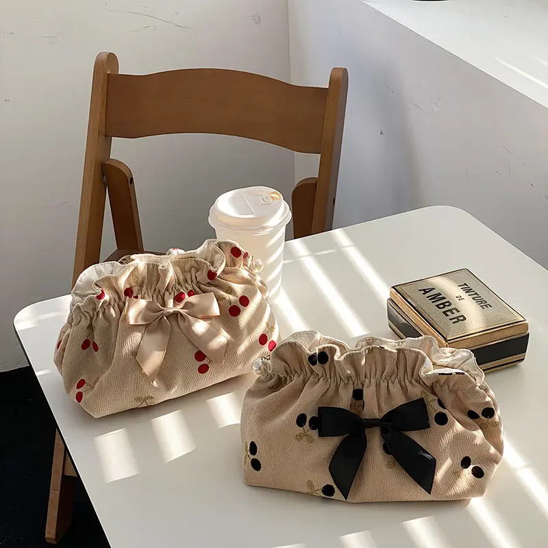 Soft Corduroy Cherry Print Corduroy Cosmetic Bag for Women Large Capacity Make-up Lipstick Bags Women Travel Storage Bag Sac