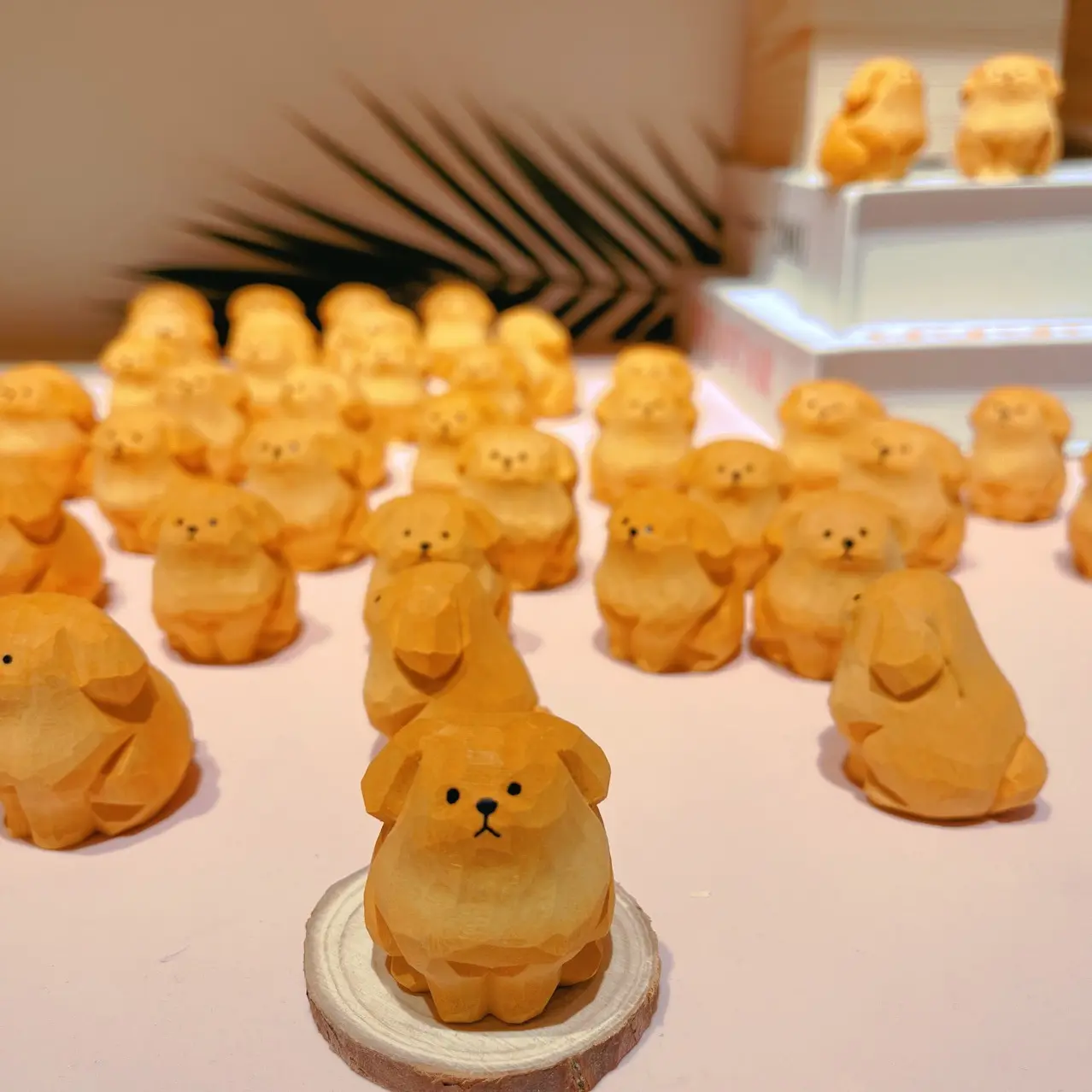 Wood carving small golden retriever decoration cute girl table decorations creative dog gift female