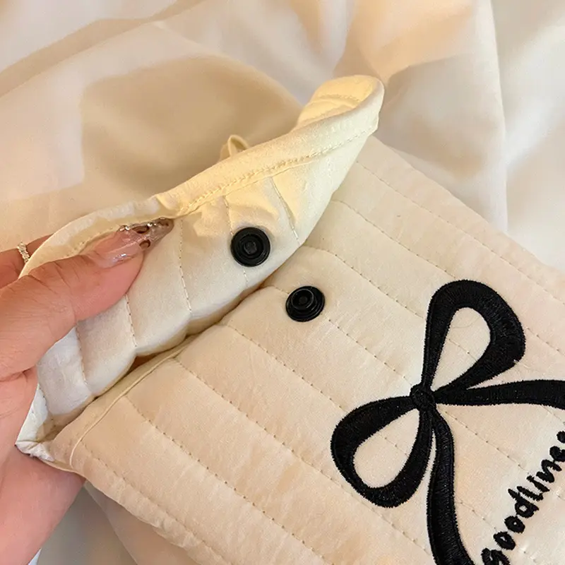 Large Capacity Embroidery Cosmetic Bag Menstruation Towel Storage Bowknot Bow Makeup Bag Small Item Bag Cotton Cloth