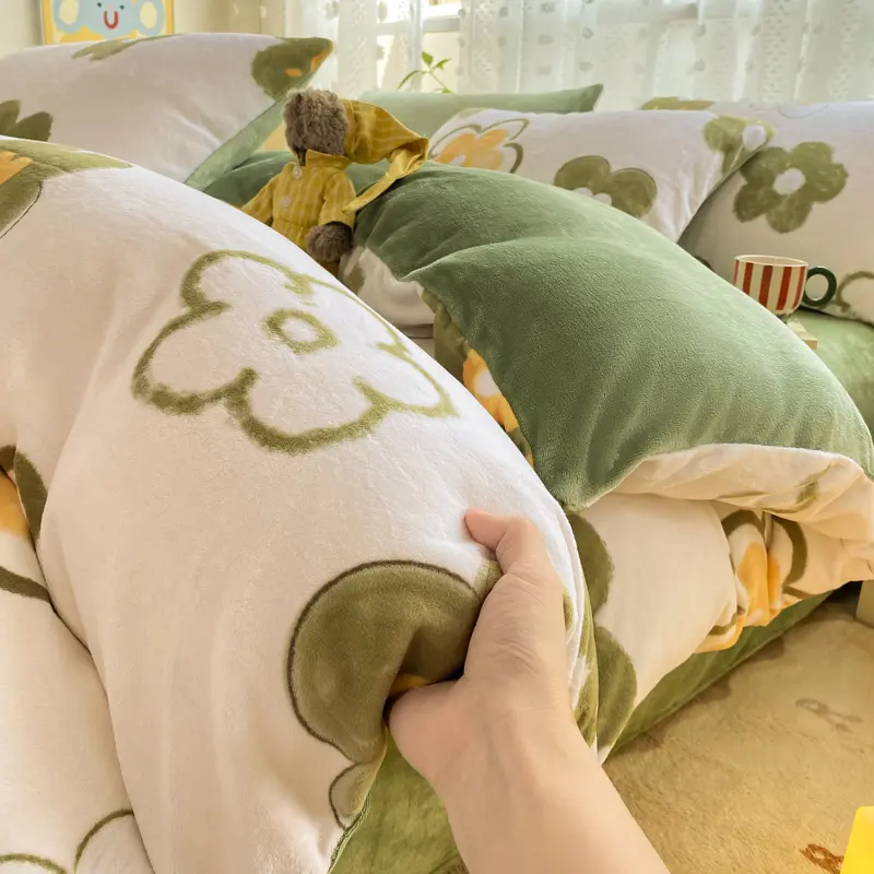 1Pc Winter Milk Velvet Duvet Cover Rose Cute Animal Printed Comforter Bag Flannel Dinosaur Quilt Covers For Kids Adult King Gift
