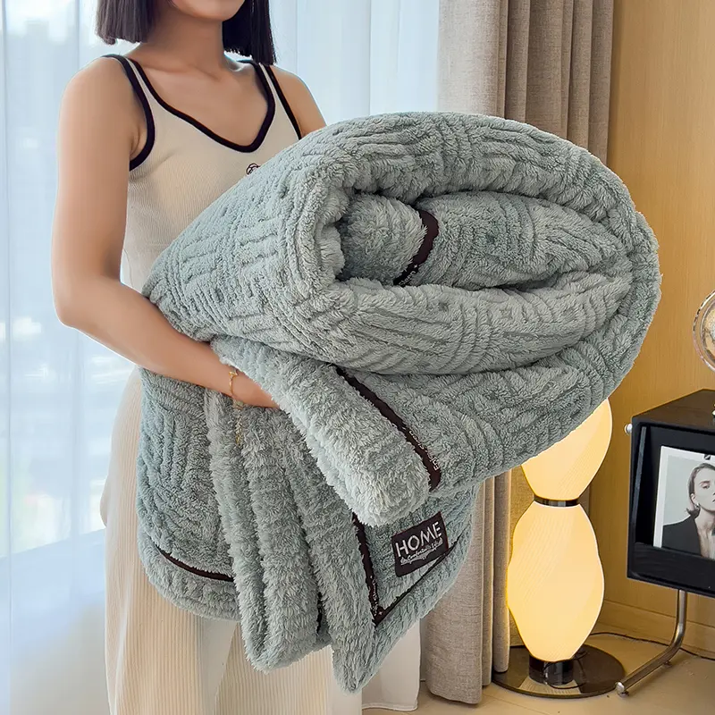 2024 Thickened Velvet Throw Blanket Quilt Autumn Winter Bed Cover New Year Gift Warm Bedspread 200*230cm King Blue Home Textile