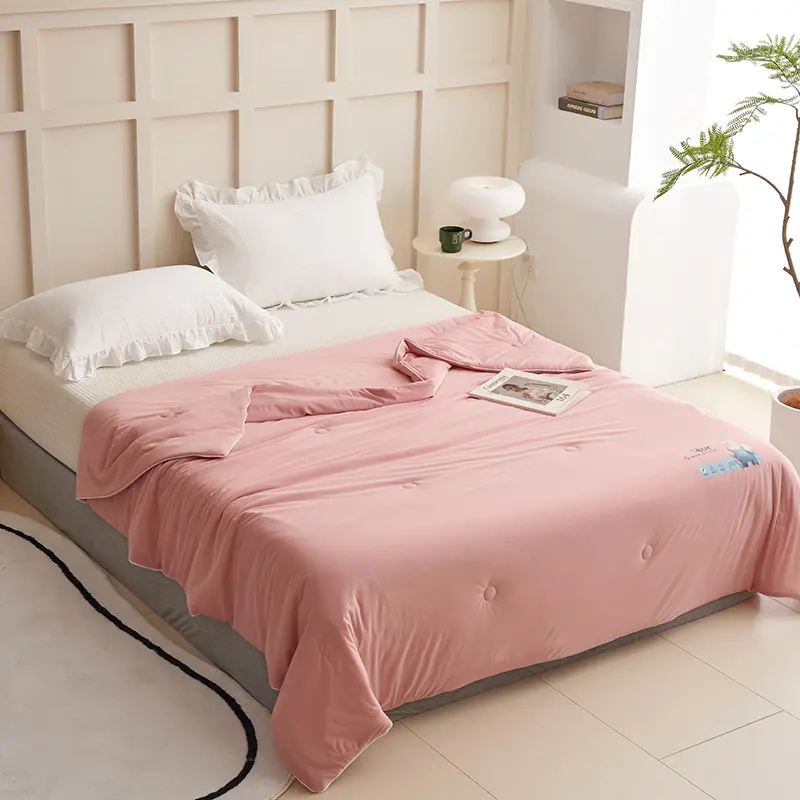 Cool Feeling Summer Quilt Thin Air Condition Comforter Green Cooling Blanket For Kids Adults Soft Washable Home Bedding Full