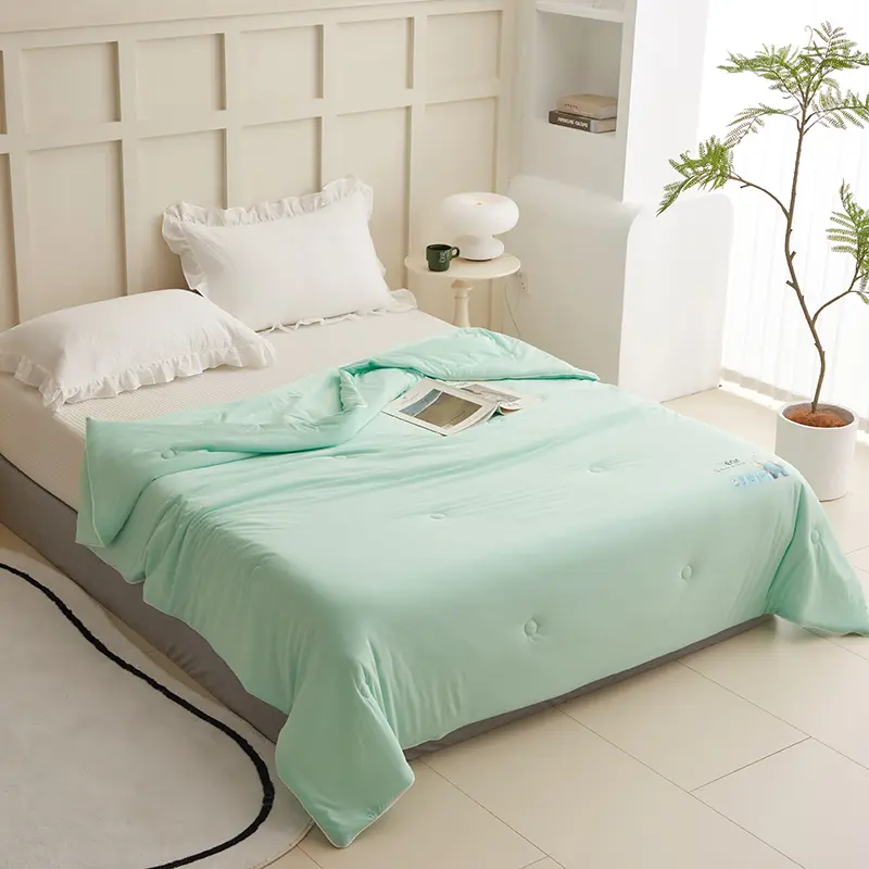 Cool Feeling Summer Quilt Thin Air Condition Comforter Green Cooling Blanket For Kids Adults Soft Washable Home Bedding Full