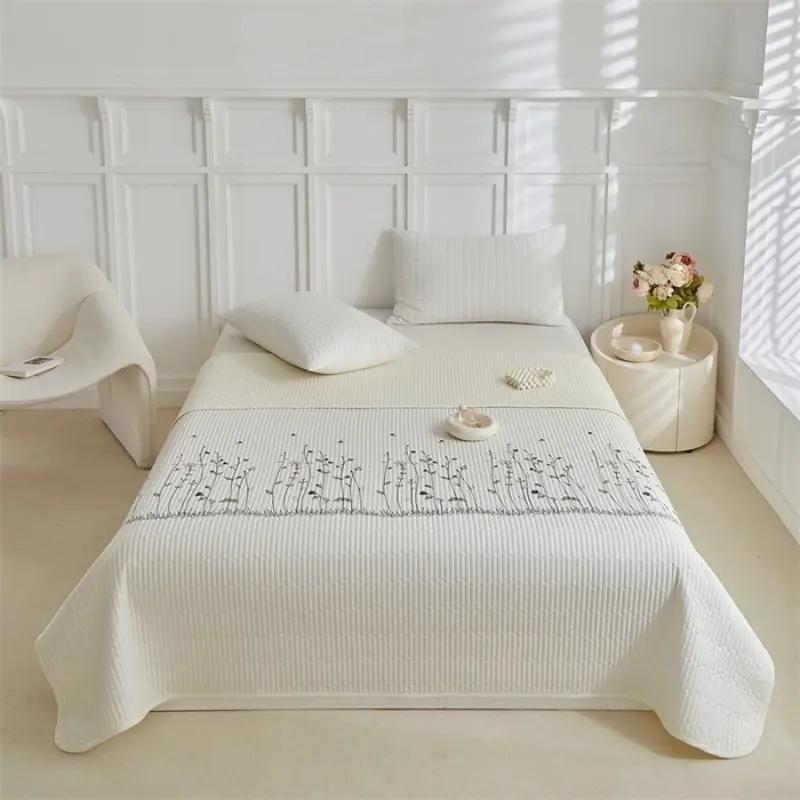 King Quilted Summer Quilt,Butterfly Flower Bedspread,Soft Microfiber Bed Cover Patchwork Mattress Topper Bed Sheets  narzuta