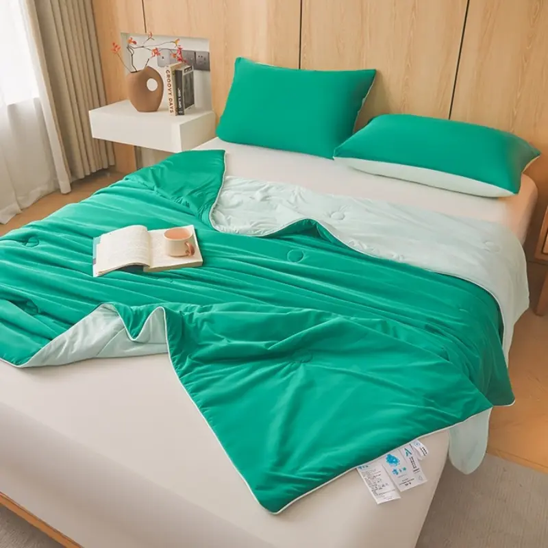 1pc Cool Feeling Summer Quilt,Green Air Condition Comforter Thin Blanket For Home Adult Kids Bed Cover 150*200Drop Shipping