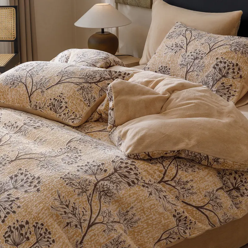 Winter Milk Velvet Bedding Set Carving Floral Duvet Cover Flannel Fleece Bed Linens King Home French Bedclothes Drop Shipping