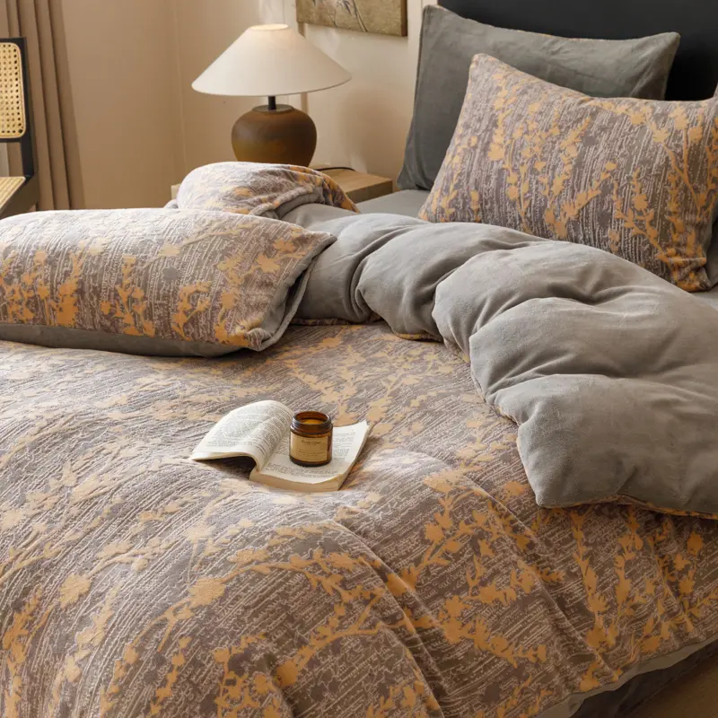 Winter Milk Velvet Bedding Set Carving Floral Duvet Cover Flannel Fleece Bed Linens King Home French Bedclothes Drop Shipping