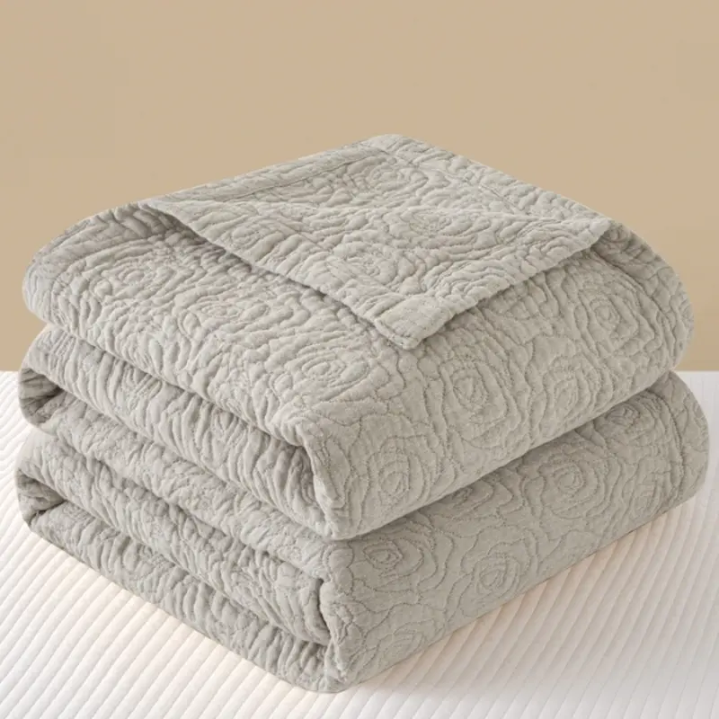 Breathable Pure Cotton Gauze Throw Blanket Quilted Heart Rose Towel Thread For Sofa Plane Baby Adult Summer Quilt Drop Shipping