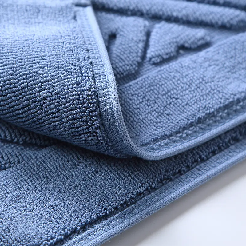 New Bath Towel Mat Water Absorbent Non-slip Bathroom Bathtub Carpet White European Floal Home Hotel Shower Room Door Mat 70*45cm