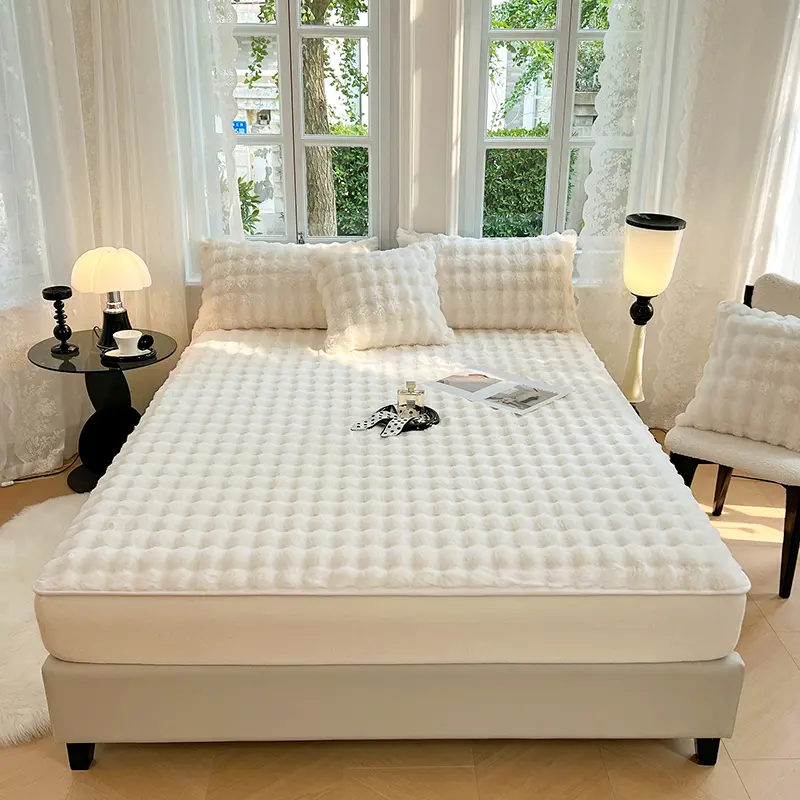 1pc Super Soft Imitation Rabbit Velvet Fitted Sheet Plush Mattress Cover Winter Warm Bedlinen Home Mattress Protector Bed Cover